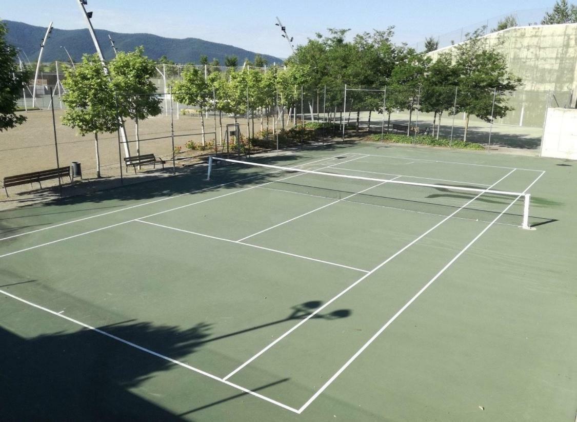 Deluxe Pirineos Apartment Sabinanigo Ngoại thất bức ảnh