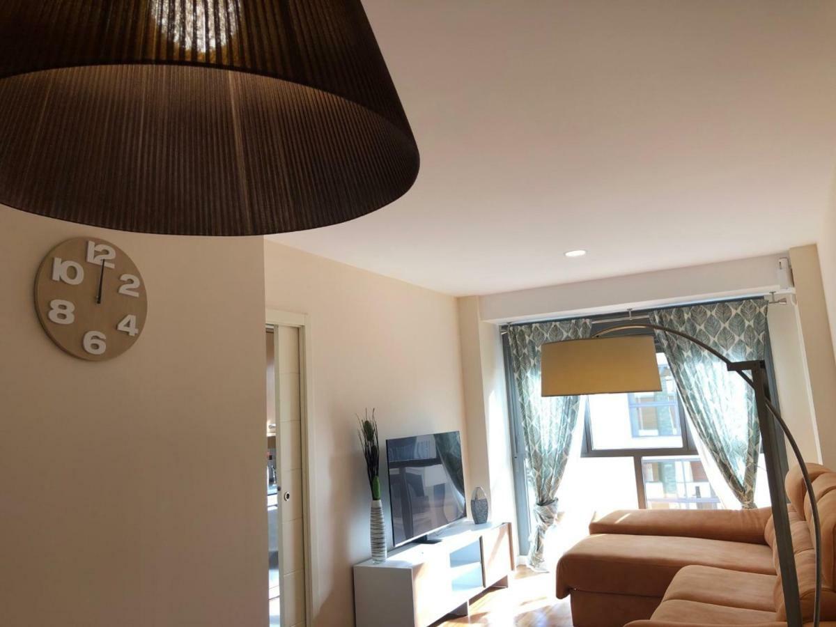 Deluxe Pirineos Apartment Sabinanigo Ngoại thất bức ảnh