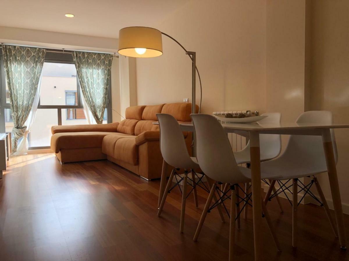 Deluxe Pirineos Apartment Sabinanigo Ngoại thất bức ảnh