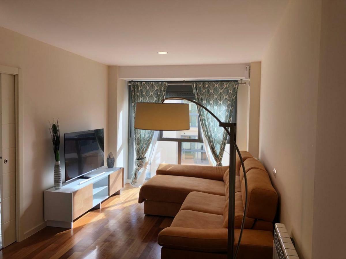 Deluxe Pirineos Apartment Sabinanigo Ngoại thất bức ảnh