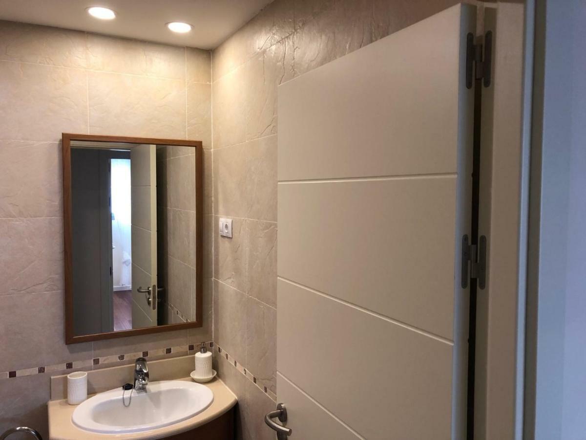 Deluxe Pirineos Apartment Sabinanigo Ngoại thất bức ảnh